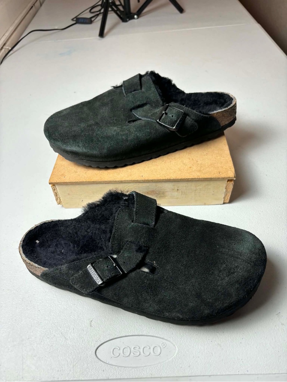 Birkenstock Suede Boston Black
Shearling Size 41 US W 10 M 8
Clogs Slides - Picture 8 of 9